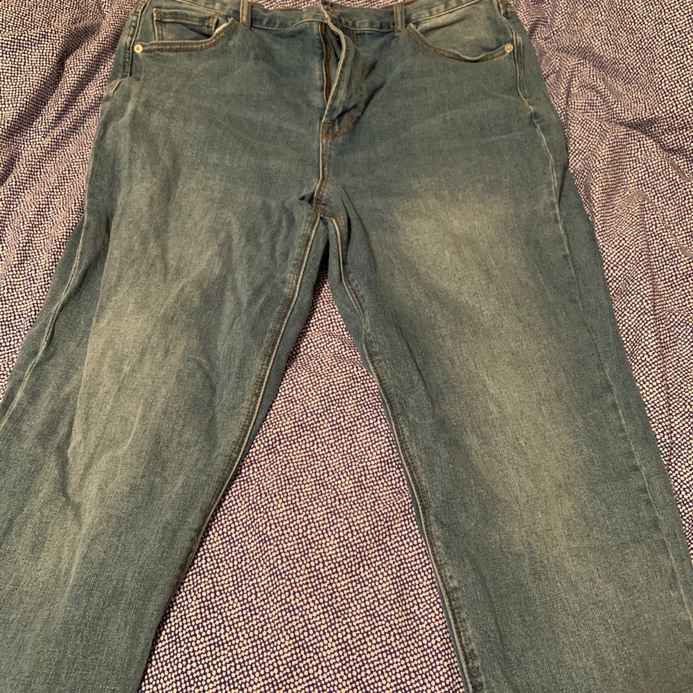 American Eagle mom jeans, never worn